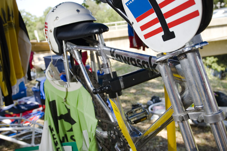 pic vbmx-6111
